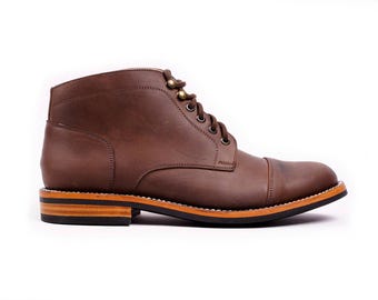 Brubeck Short Boot (Brown)