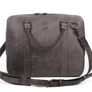 Briefcase (Gray)
