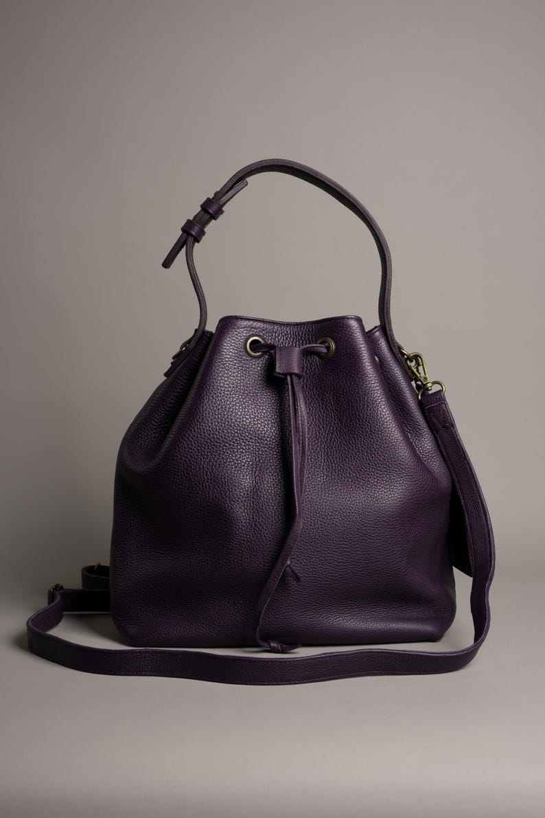 Bucket Bag image 2