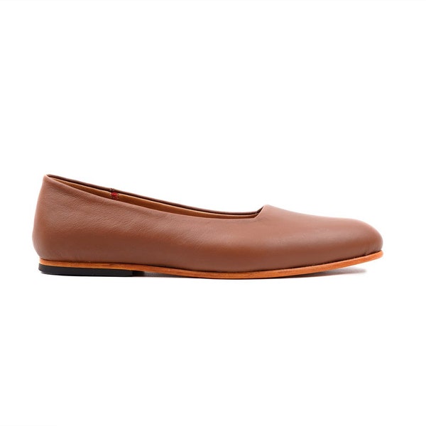 Single Cut Loafer (Veal Caramel)