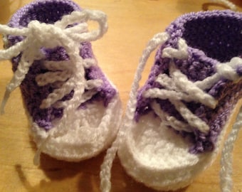 Neugeborene High Top Baby Booties