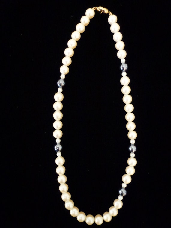 Monet 16 Inch Long Ivory Pearl Necklace With A Pearl And Crystal Pendant  3-220 | eBay