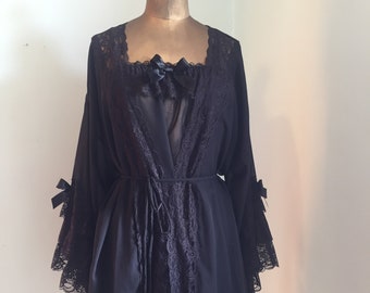 Gorgeous Negligee Set! Feminine Negligee Set - Black Nightgown - Frilly Sleeves - bridal Gown - Loungewear - Romantic honeymoon lingerie