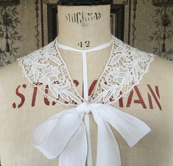 Antique Lace Collar, Antique Needle Lace, Belgian
