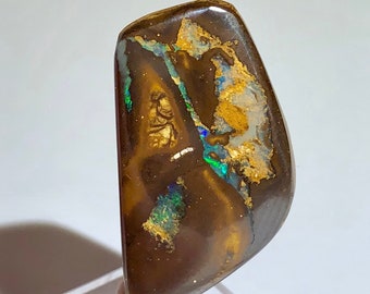 Item:O18558 Mexico Top Quality 6.3ct Polished Fire Opal Crystal Cabochon Perfect for Jewelry
