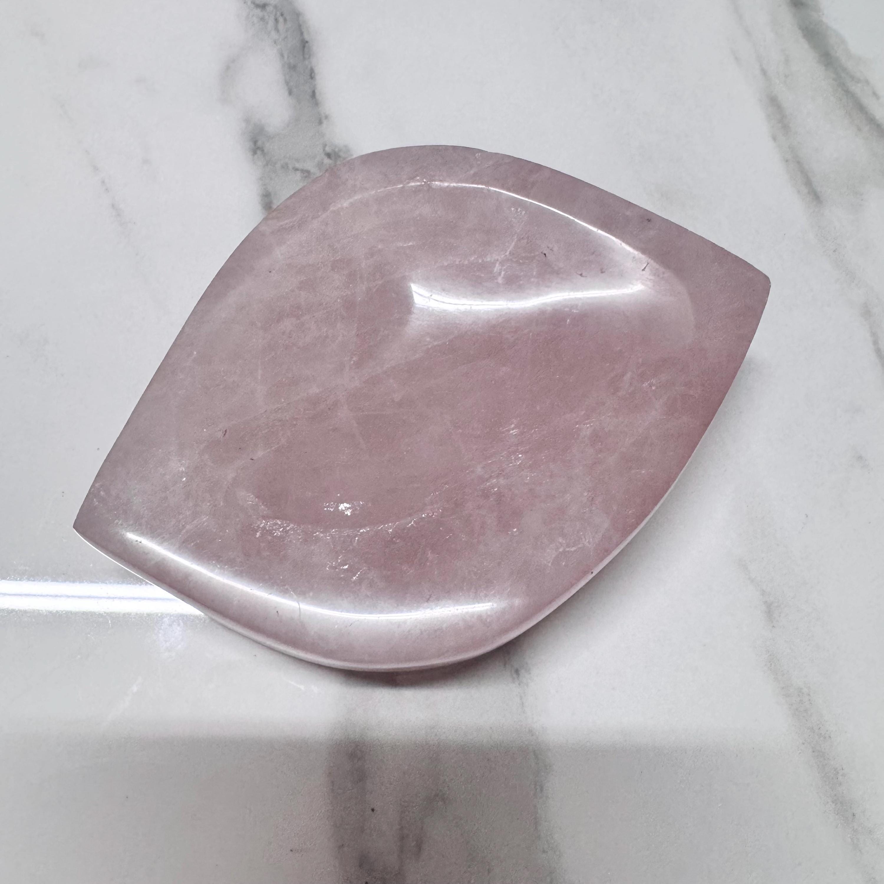 Beautiful 4.8” Rose Quartz Crystal Ring Dish 1.1lb Polished Pink Rose Quartz Leaf Mineral Jewelry Dish or Ashtray