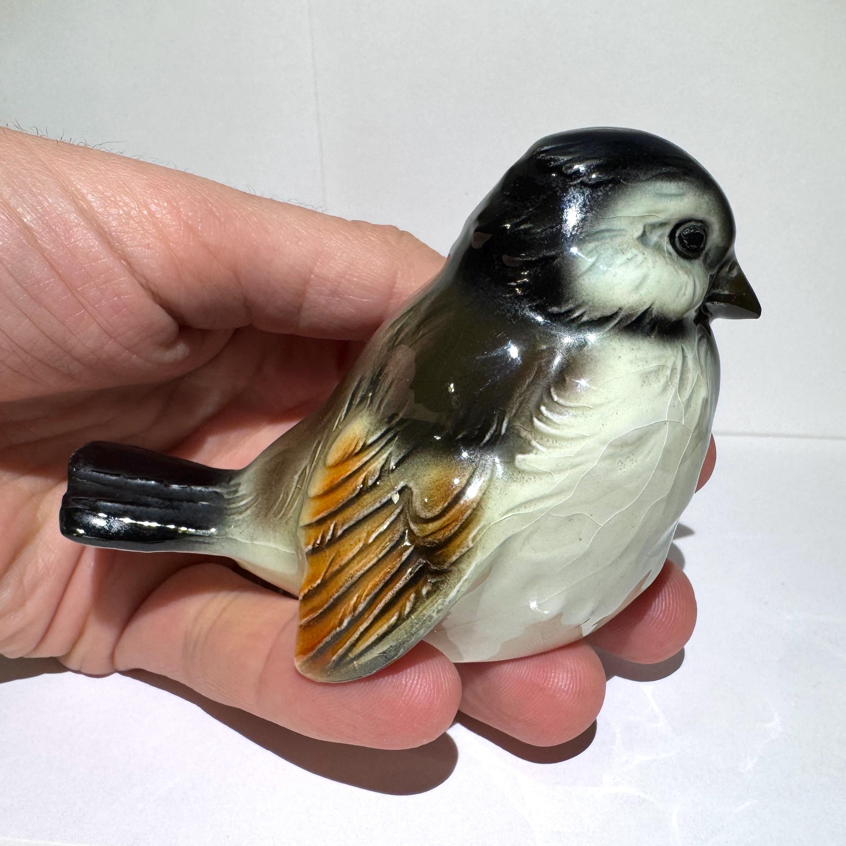 Vintage 3.6” German Goebel Hummel Porcelain Sparrow Antique