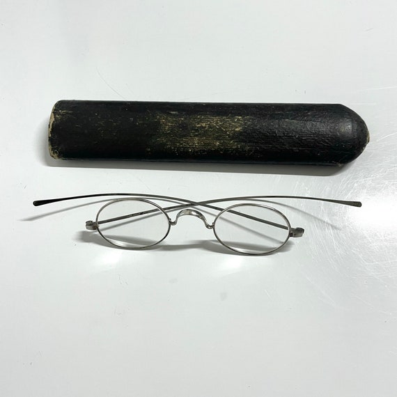 Antique 1890s Reading Eyeglasses with Case Collect