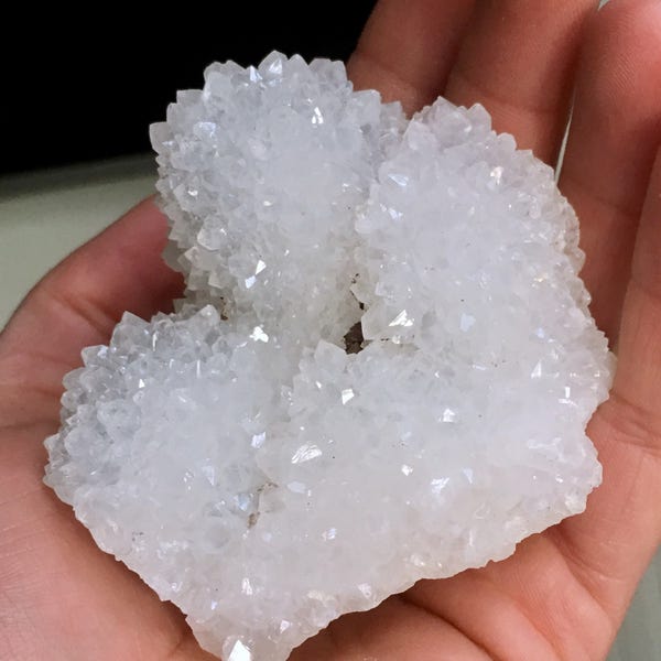 Top Quality 215g Quartz Stalactite Crystal Specimen - Aurangabad, India - Self Standing - Item:Q170434