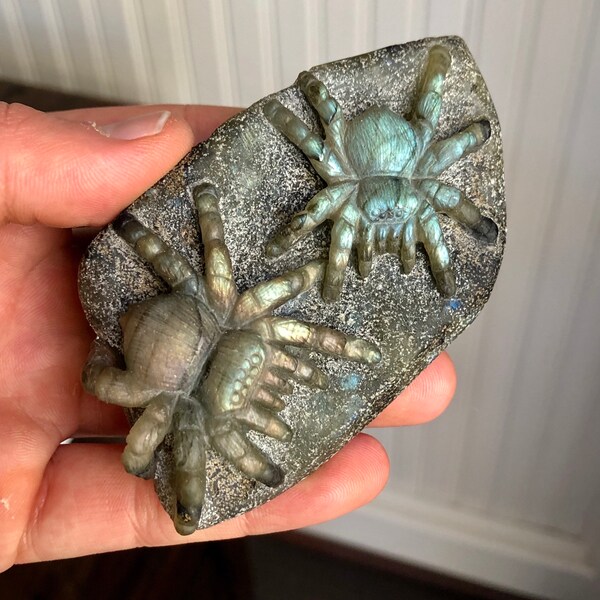 Top Quality 174g Hand Carved Labradorite Double Spider / Tarantula Crystal Totem Carving Decorator - Madagascar - Item:L170571