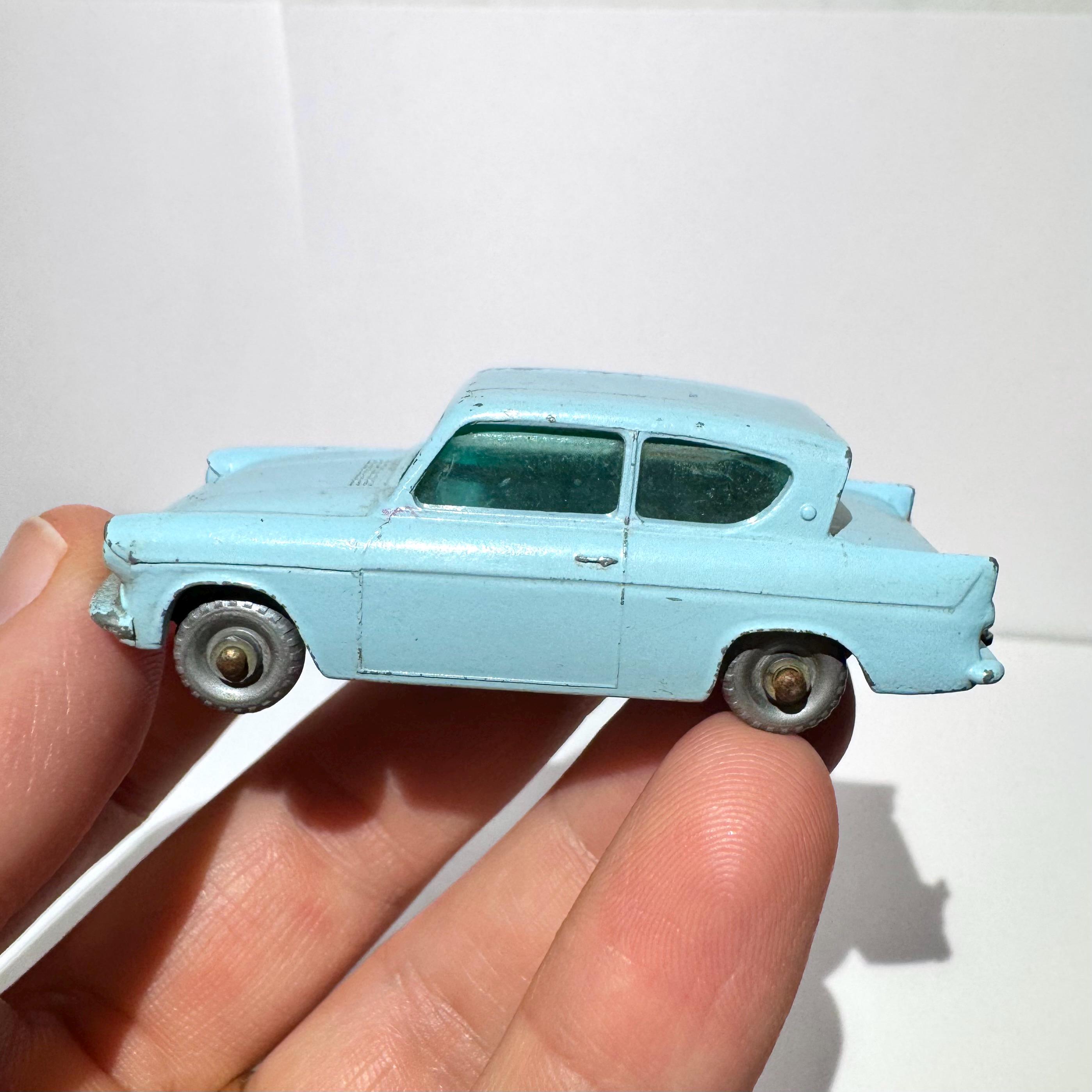 Rare Antique Matchbox Lesney Die Cast Ford Anglia Metal Car #7