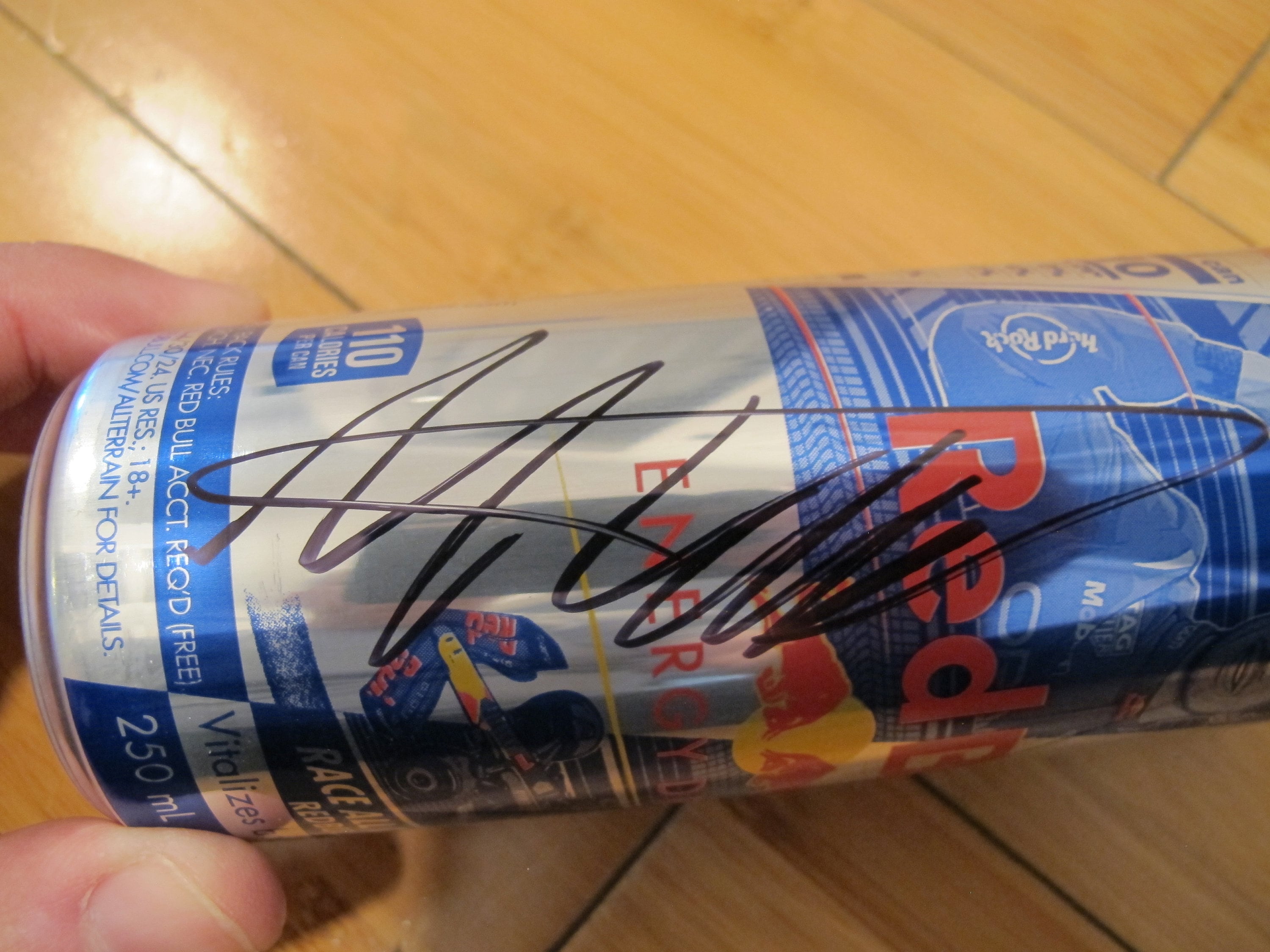 Max Verstappen HAND SIGNED Red Bull 8.4 Oz Can Formula 1 F1