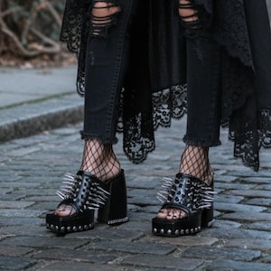 Goth shoes / punk platform shoes/ spiked goth shoes