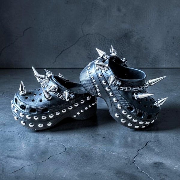 Crocs góticos/ tamancos plataforma punk/ sandálias plataforma góticas/ tamancos góticos