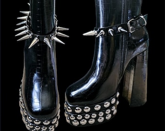 Goth boots / punk platform boots/ spiked goth boot /knee length boots