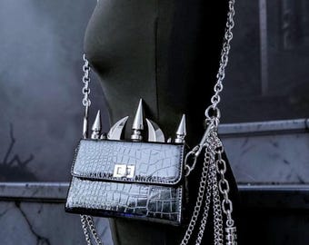 Svart spikväska/miniaxelväska/crossbodyväska/punkväska/axelväska/gothväska