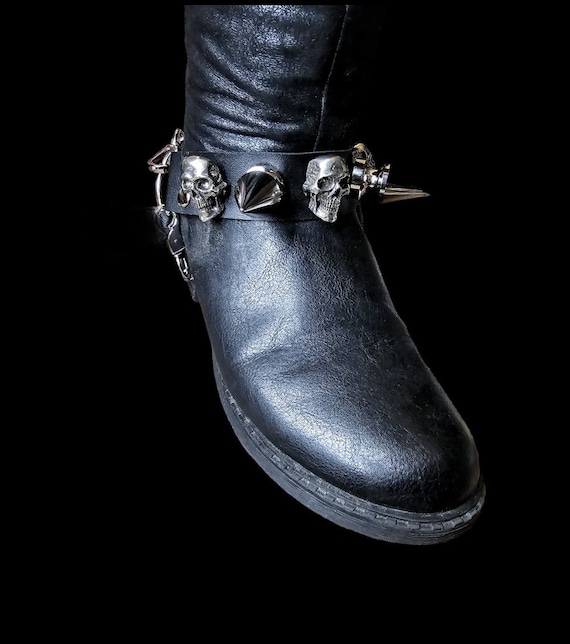 【レア】BLACK BOOTS シルバーバングル NANO universe（ナノユニバース）の「BLACKBOOTS（ブラック