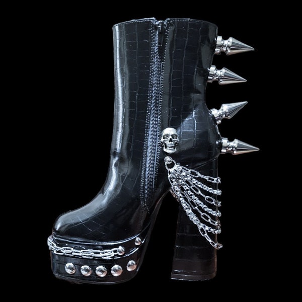 Goth boots / punk platform boots/ spiked goth boot /knee length boots