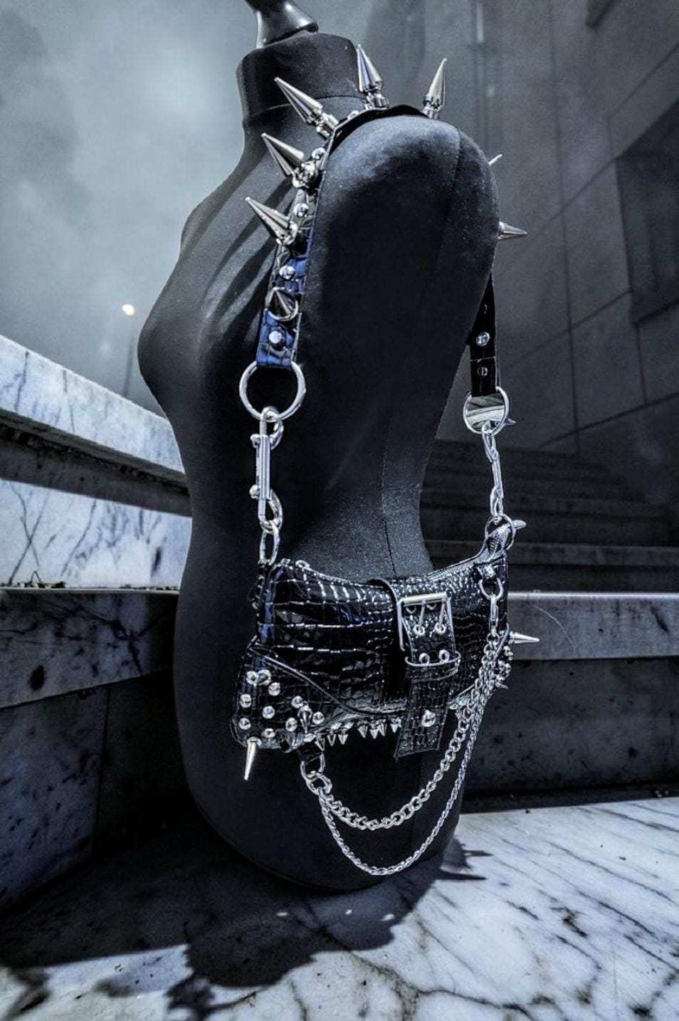 新品■定価14万一点物Share Spirit Punk Bag バッグ Black Spike Bag/mini Shoulder Bag/small Cocktail Bag/punk Bag