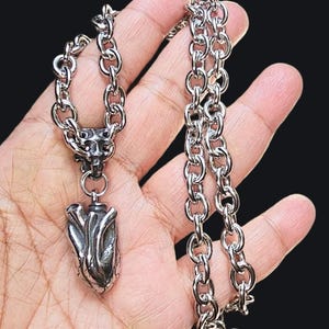 Anatomical heart necklace