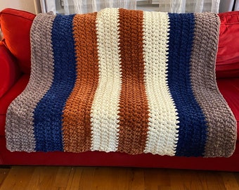 Chunky Knit blanket, Bulky Crocheted Afghan, Crocheted Blanket