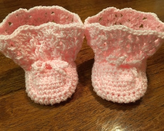 Pink baby booties, baby booties, baby socks, elegant baby booties, crocheted baby booties