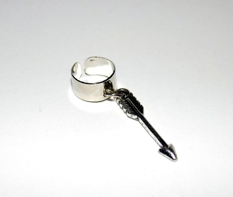 arrow ear cuff