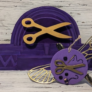 Malkins Ornament