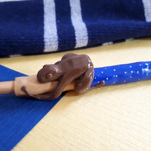 Chocolate Frog Wand