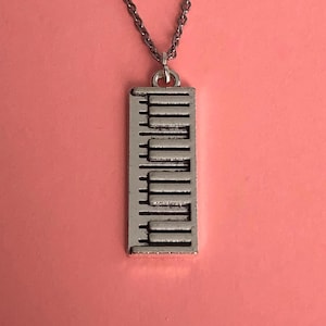 piano, piano gifts, piano necklace, piano pendant, piano jewelry, piano jewellery, piano charm, piano gift, piano player gifts, piano player