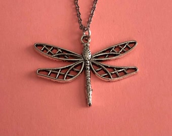 silver dragonfly necklace, silver dragonfly pendant, silver dragonfly jewelry, big dragonfly necklace, big dragonfly pendant, big dragonfly