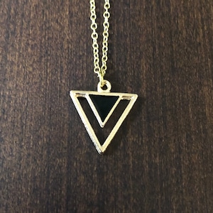 black necklace, black pendant, triangle necklace, triangle pendant, black triangle, black triangle necklace, necklace triangle, triangle