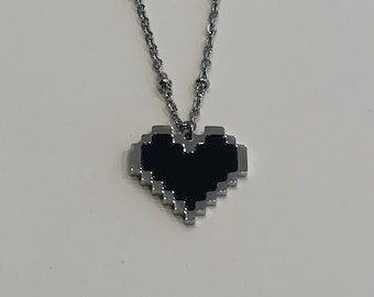 heart, heart necklace, heart pendant, heart jewelry, heart gifts, heart gift for her, black heart necklace, black heart pendant, love gift