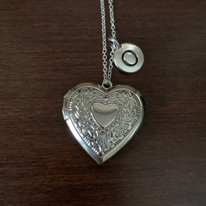vintage heart locket, heart locket, heart necklace, vintage locket, love locket, silver locket, gifts for mom, gift for her, gifts for women