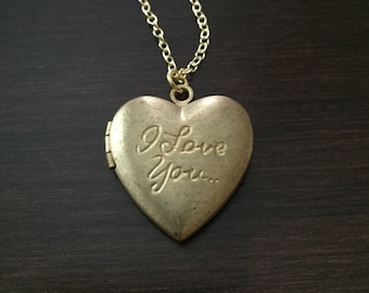 gold locket necklace, necklace locket, locket necklace gold, heart locket, gold heart necklace, gold heart locket, locket gold, locket heart