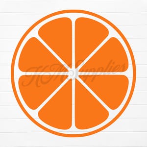 Puede incluir: Una rodaja de cítricos de color naranja brillante con un contorno blanco. La rodaja está dividida en ocho secciones.