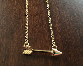 Arrow Necklace in Gold, arrow necklace, gold arrow necklace, arrow jewelry, arrow pendant, small arrow necklace, small necklace, necklace