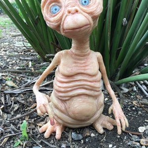E.T.シリコン彫刻 |手作りのリアルなエイリアン | 写真シュルレアリスム アート コレクション |写実的なアートイタリアの職人による彫刻