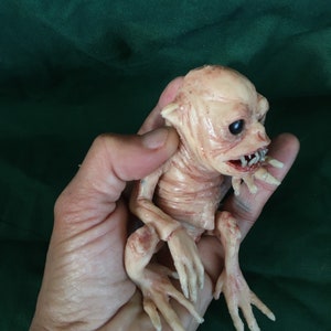Hand-Carved Platinum Silicone &quot;Micro Scengù&quot; Sculpture | Unique Fantasy Art Collectible | Italian Handmade Sculpture