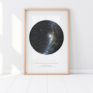 Cadeau personnalisé carte des étoiles | Impression de ciel nocturne | Carte du monde personnalisée | Carte des étoiles de Zazzle.be Liste d'envies Vous avez des idées ? Constellation artistique | Carte du ciel | Cadeau d'anniversaire
