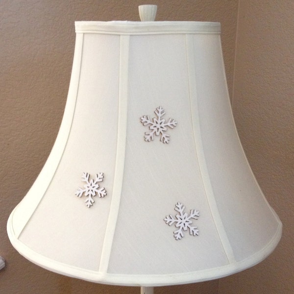 Glittering White Snowflakes, Magnetic Lamp Shade Decorations