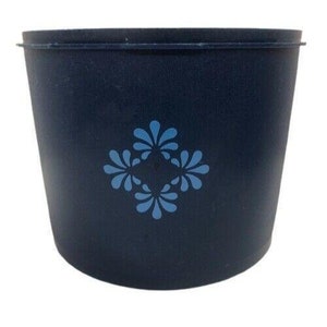 Vintage Tupperware Servalier  navy blue cannister replacement - no lid #1626-3