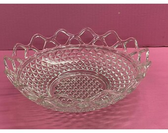 Imperial Glass Belmont diamond pattern crochet lace edge 10" glass bowl