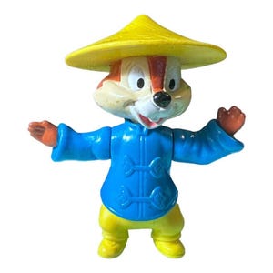 Disney Epcot Center Chip &#39;n Dale Chip the Chipmunk figure 1993 Vintage