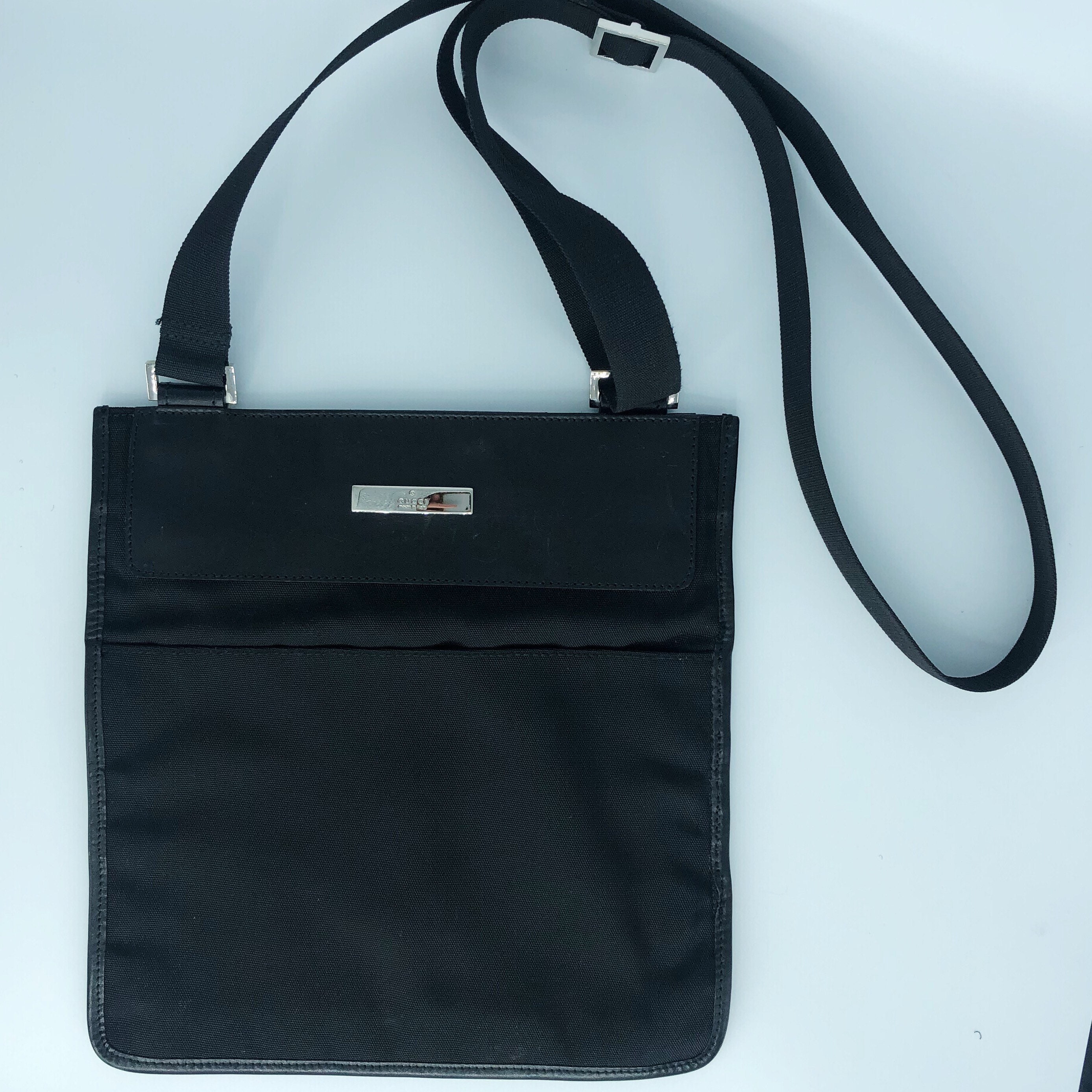 black crossbody purse gucci