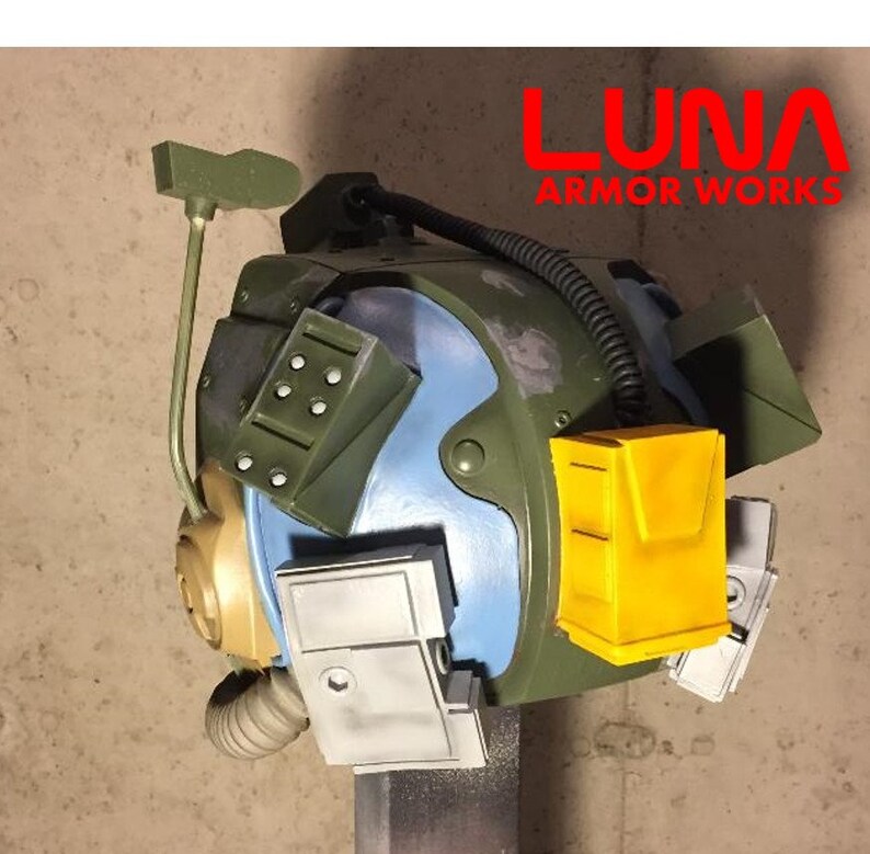 Titanfall 2 Holo Pilot Helmet kit. Unpainted and trimmed