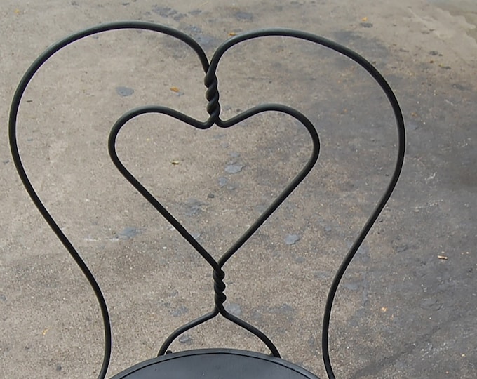 Mid Century Wire Wrap Ice Cream Parlor Chair with a Heart Back