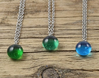 Necklace dot glass green - short necklace KLAPPERGLAS