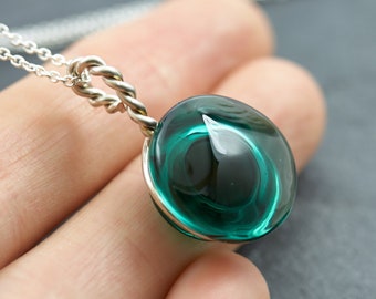 Halsketten mit Anhänger Wasser Smaragdgrün Borosilikatglas 925 Sterling Silber Beste Freundin Geschenk Kette KLAPPERGLAS