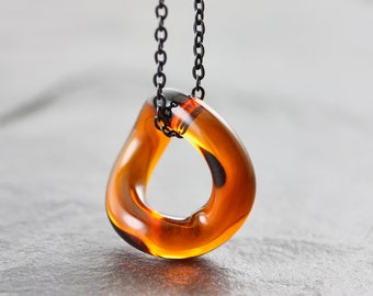 Organic Circle Pendant burned orange